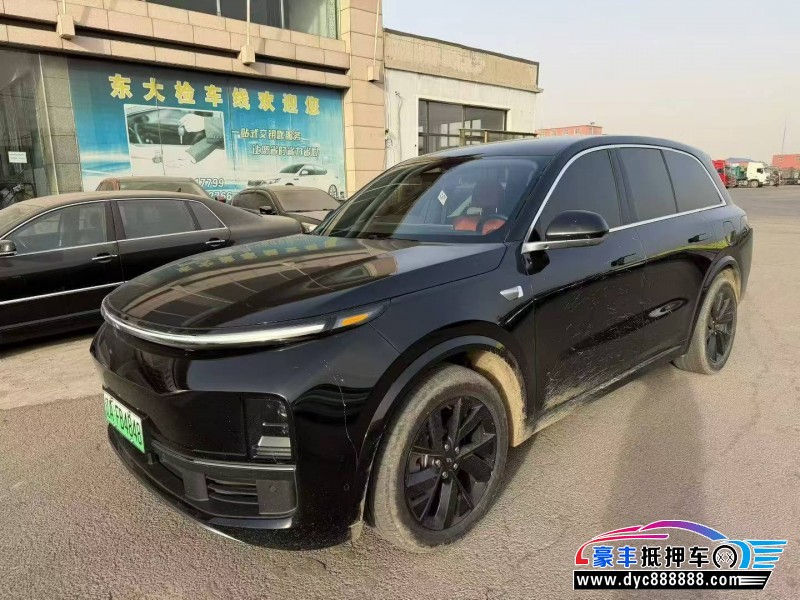 23年理想L8轿车抵押车出售