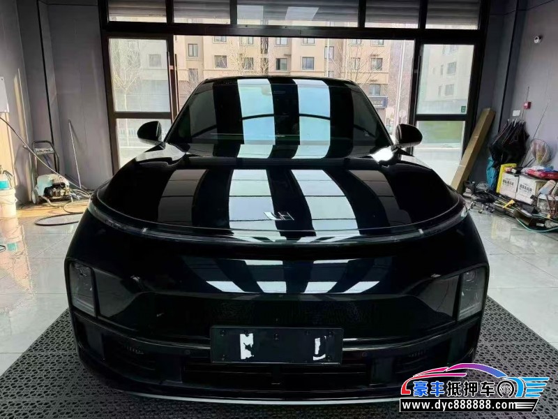 25年理想L8轿车抵押车出售