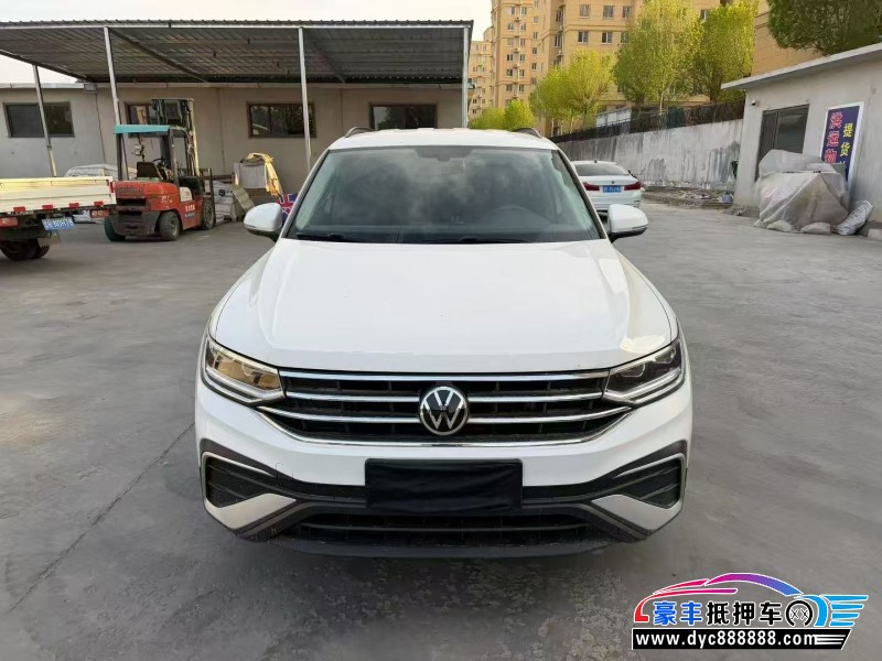 抵押车出售22年大众途观轿车