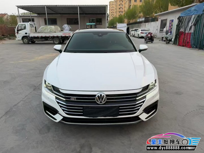 抵押车出售19年大众CC轿车