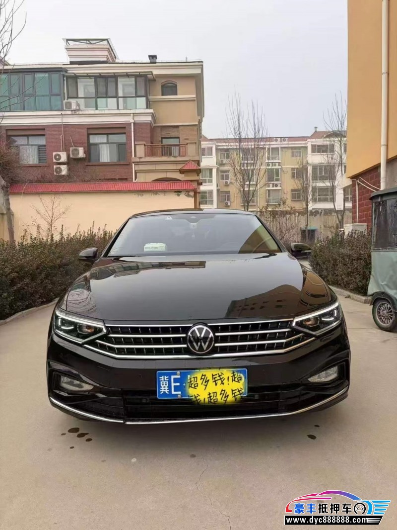 抵押车出售23年大众迈腾轿车