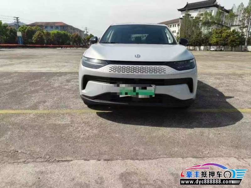 23年零跑C11轿车抵押车出售