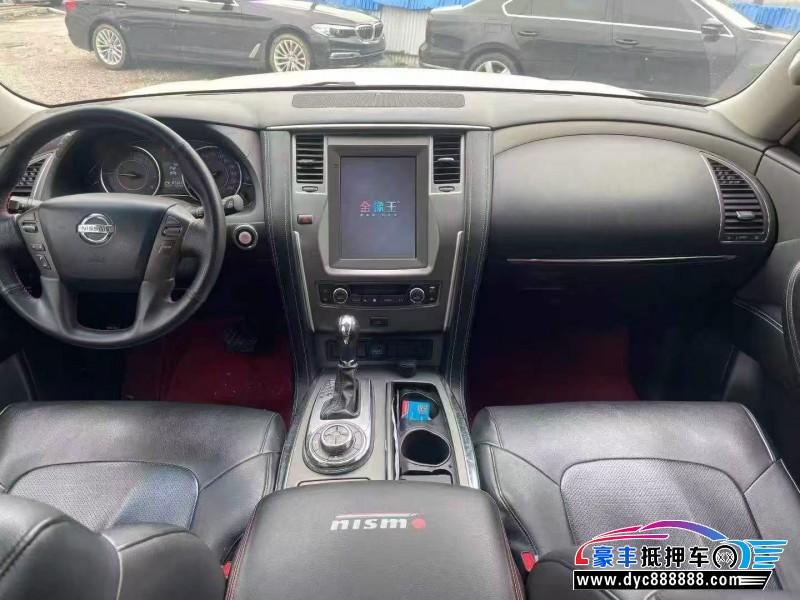 17年日产途乐轿车抵押车出售