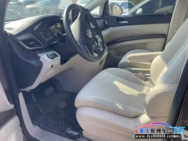 22年别克GL8轿车抵押车出售