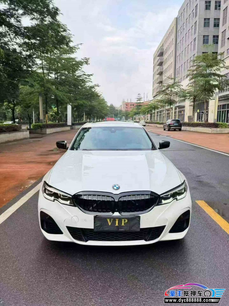 21年宝马3系轿车抵押车出售