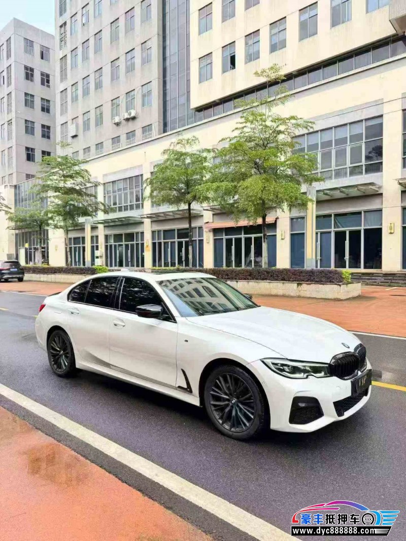 21年宝马3系轿车抵押车出售