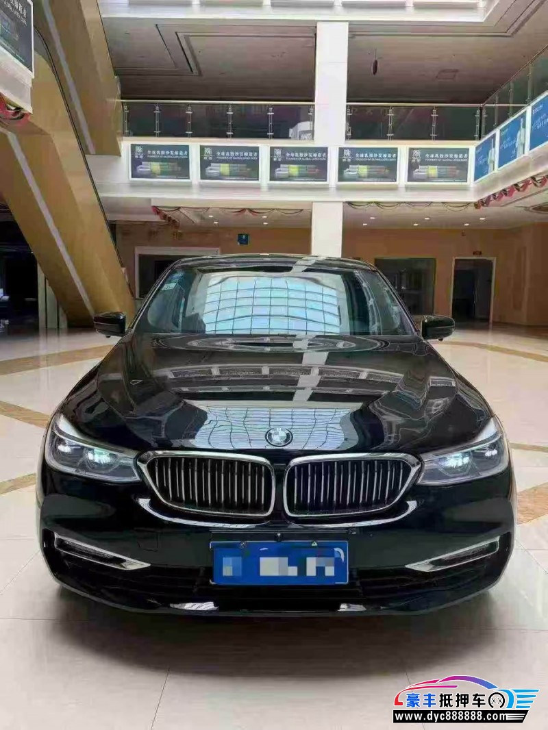 抵押车出售18年宝马6系轿车