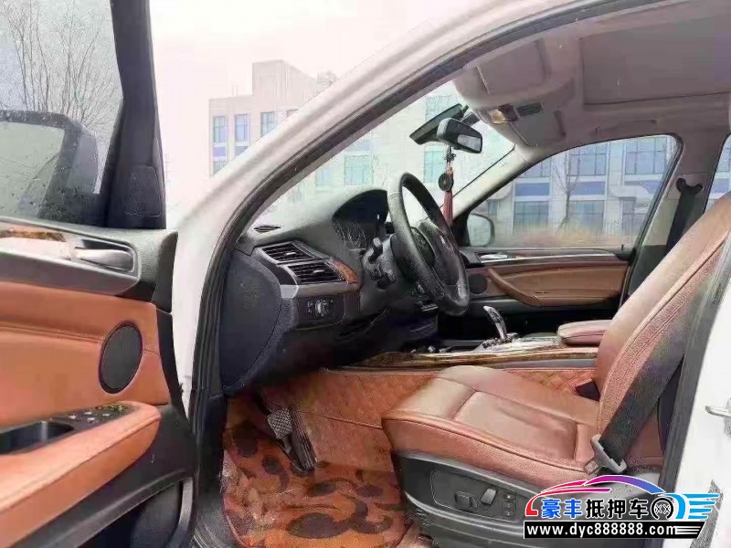 13年宝马X5轿车抵押车出售