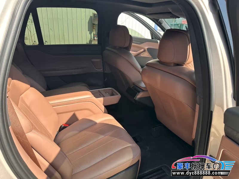 23年蔚来ES8轿车抵押车出售