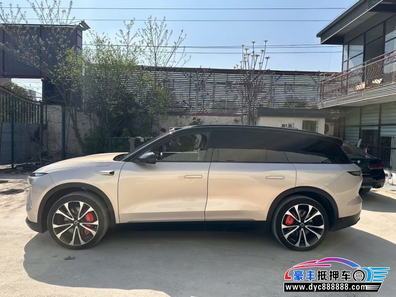 23年蔚来ES8轿车抵押车出售