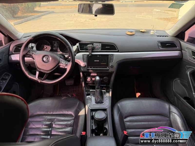 17年大众凌渡轿车抵押车出售