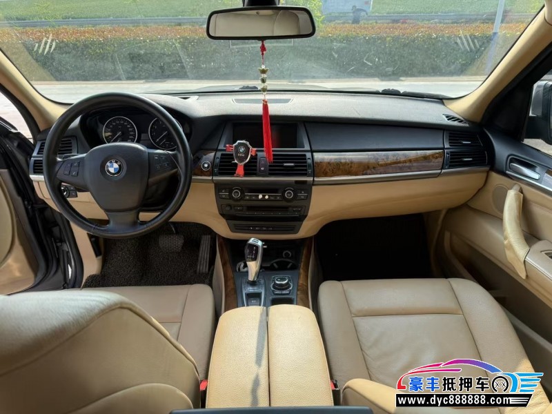 10年宝马X5轿车抵押车出售