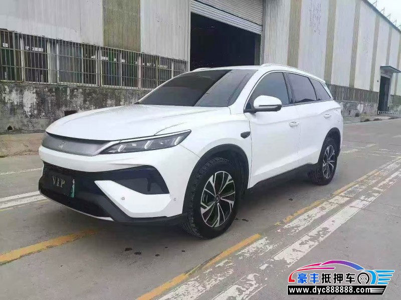 25年比亚迪宋轿车抵押车出售