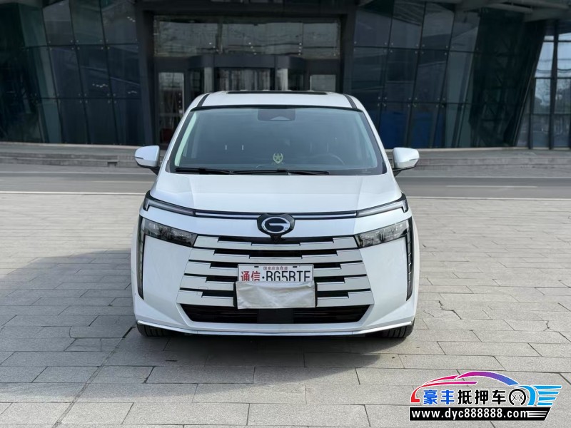 抵押车出售25年传祺e8轿车