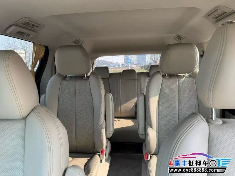 23年别克GL8轿车抵押车出售