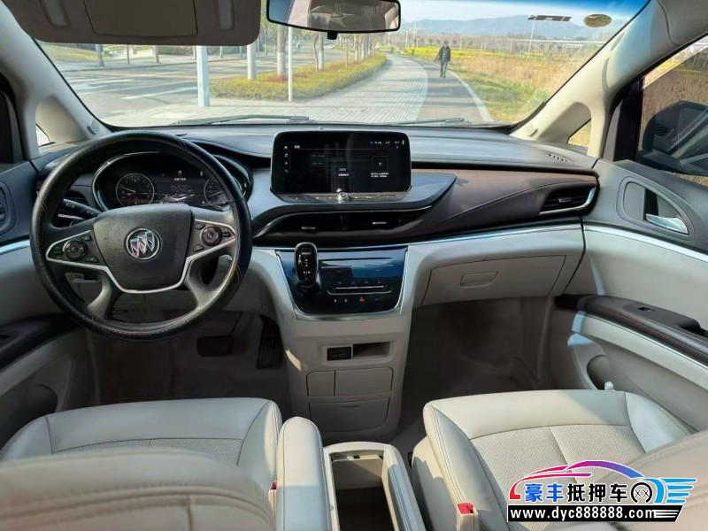 23年别克GL8轿车抵押车出售