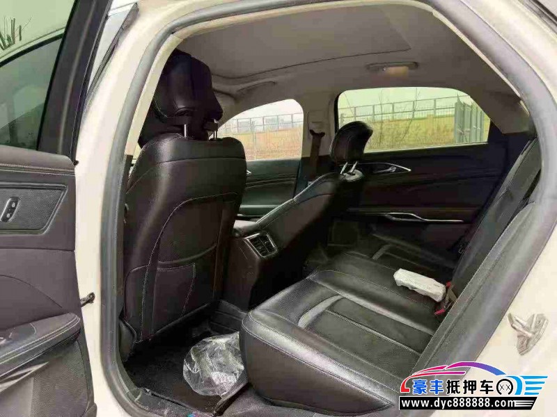 16年福特金牛座轿车抵押车出售