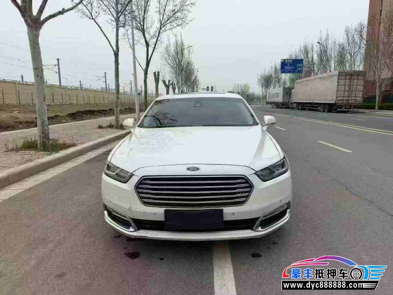 抵押车出售16年福特金牛座轿车