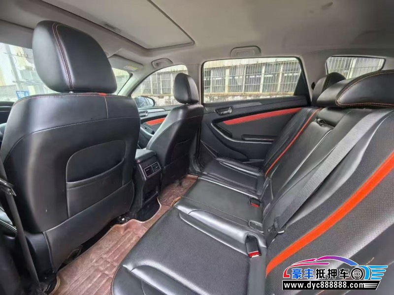 22年东风风光580轿车抵押车出售