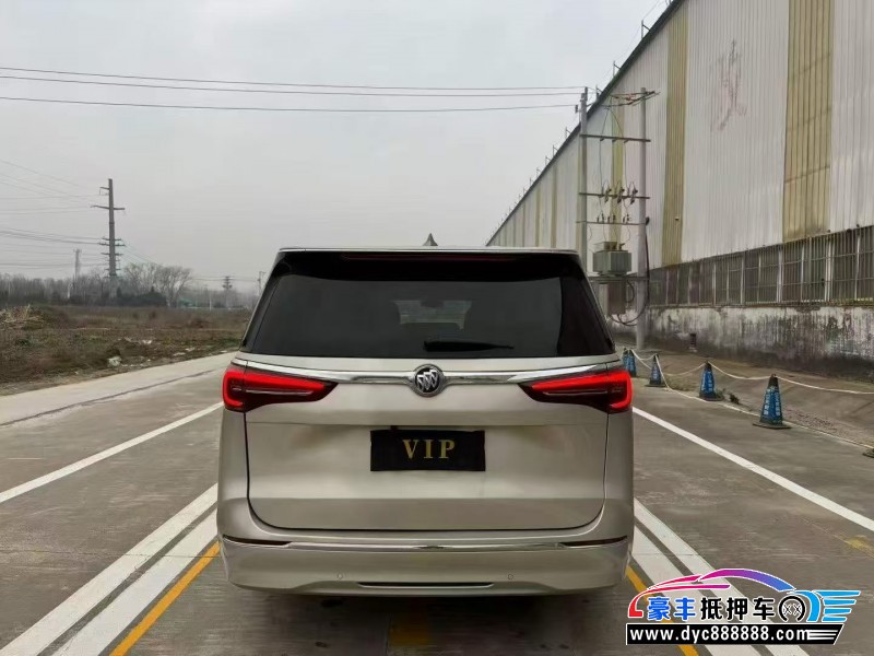 20年别克GL8轿车抵押车出售