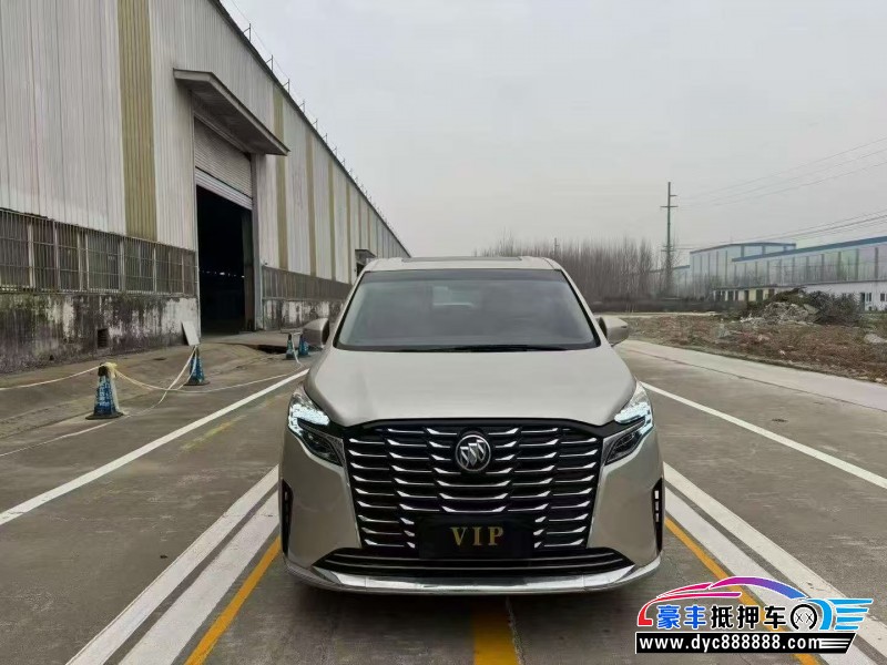 抵押车出售20年别克GL8轿车