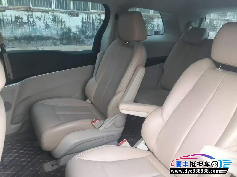 22年别克GL8轿车抵押车出售