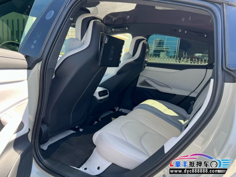 24年小米SU7轿车抵押车出售