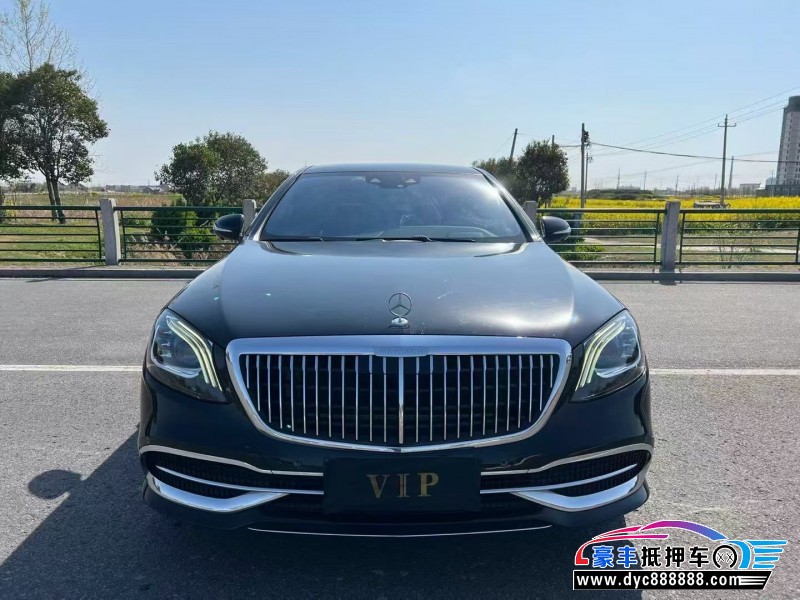 抵押车出售19年奔驰迈巴赫S级轿车