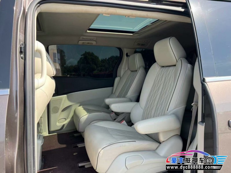 22年别克GL8轿车抵押车出售