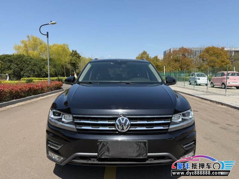 抵押车出售19年大众途观L轿车