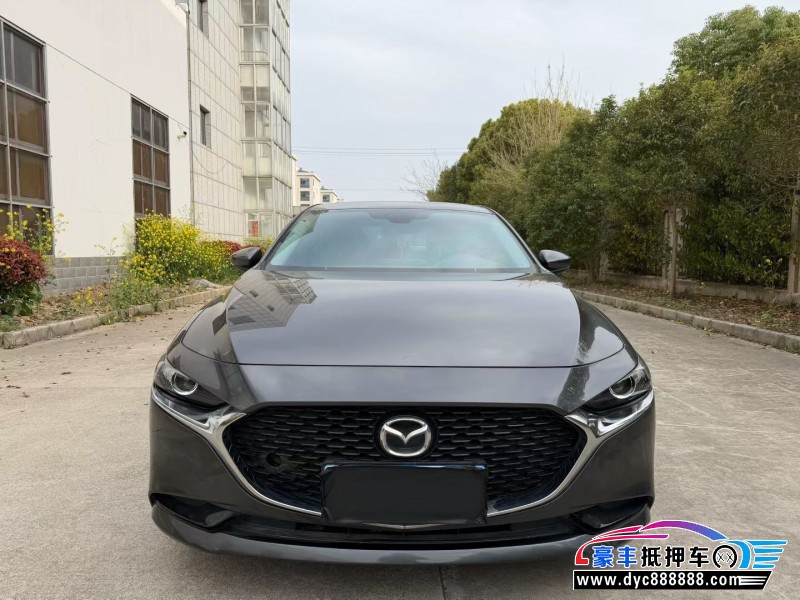 抵押车出售22年马自达昂克赛拉轿车