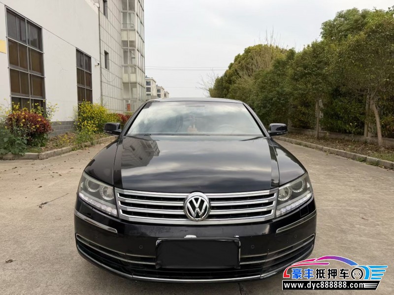 抵押车出售16年大众辉腾轿车