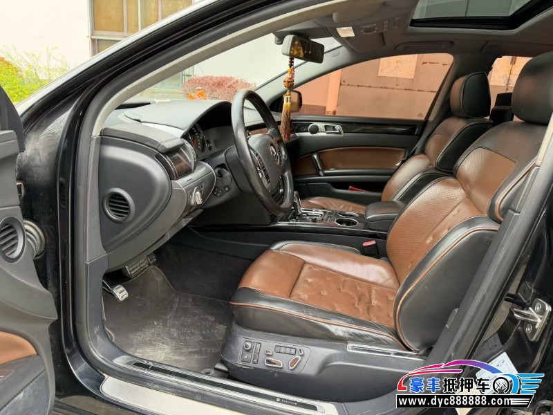 16年大众辉腾轿车抵押车出售