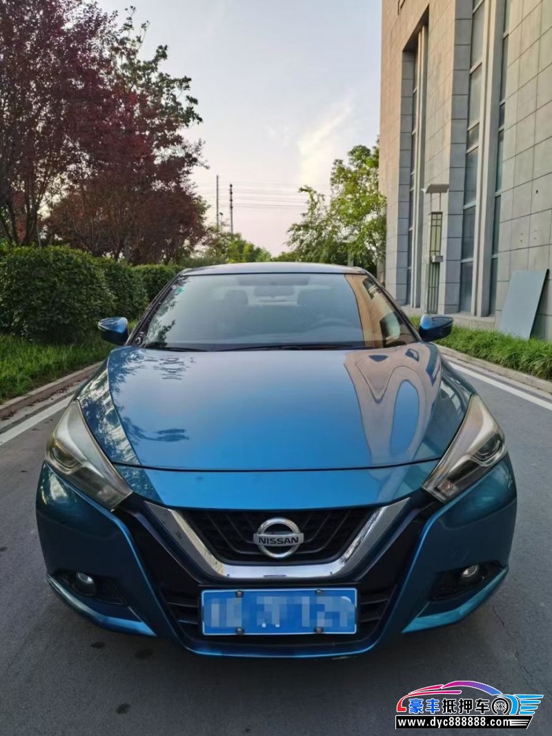 抵押车出售16年日产蓝鸟轿车