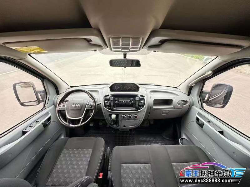 22年上汽大通V80轿车抵押车出售