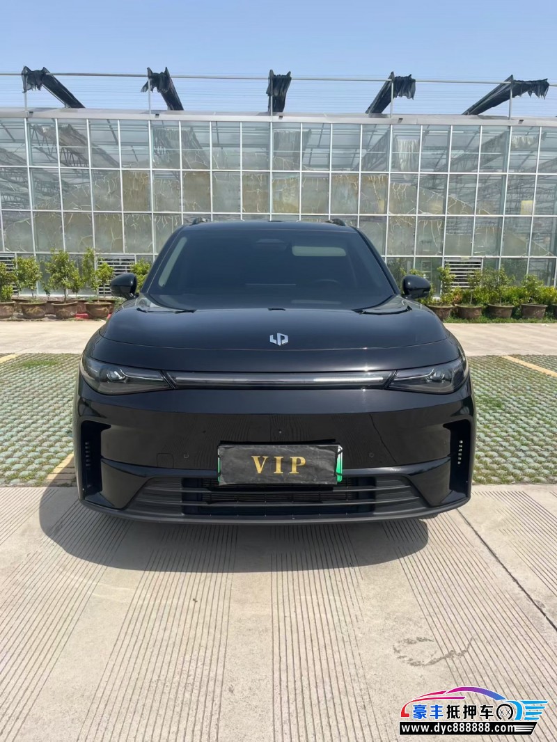 25年零跑C16轿车抵押车出售