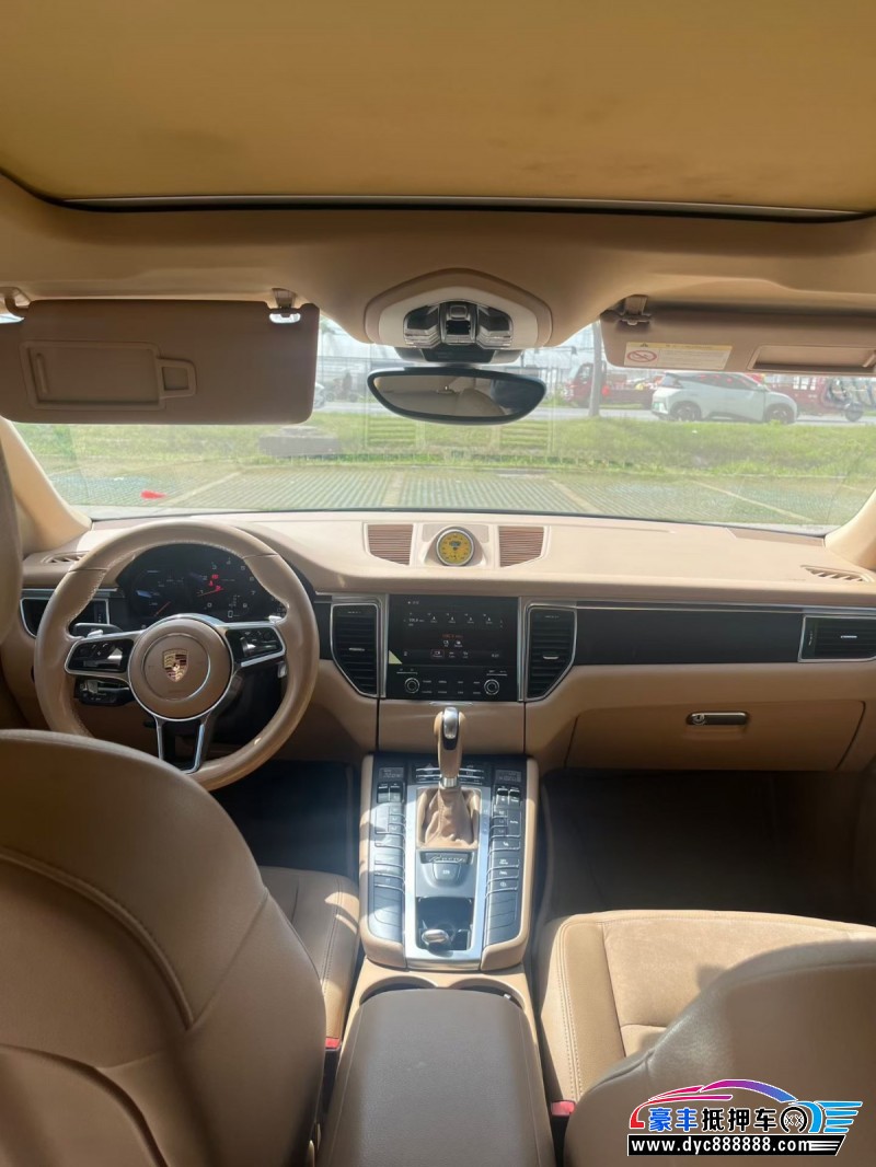 16年保时捷Macan迈凯轿车抵押车出售