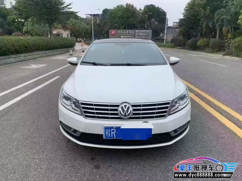 抵押车出售16年大众CC轿车