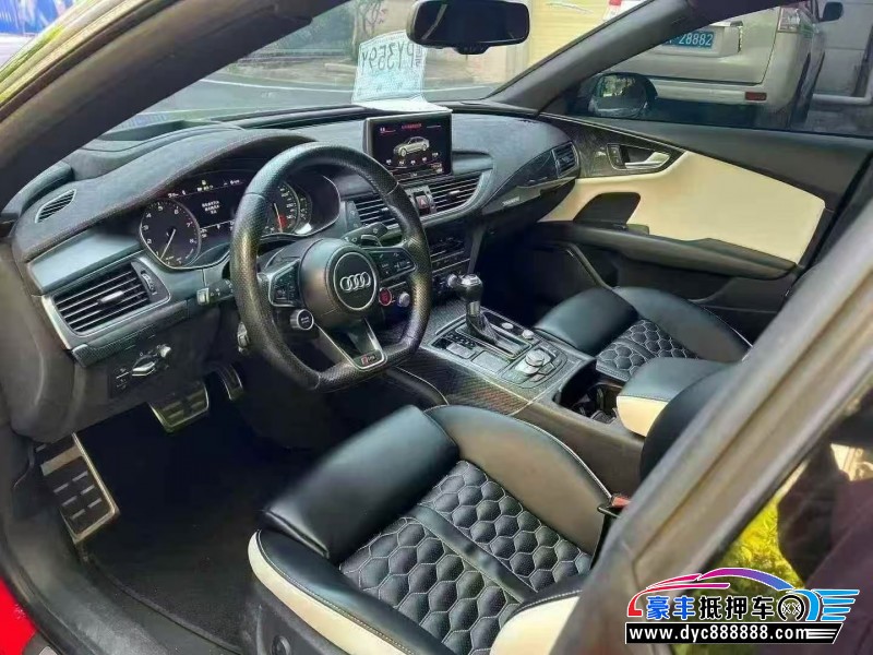 17年奥迪S7轿车抵押车出售