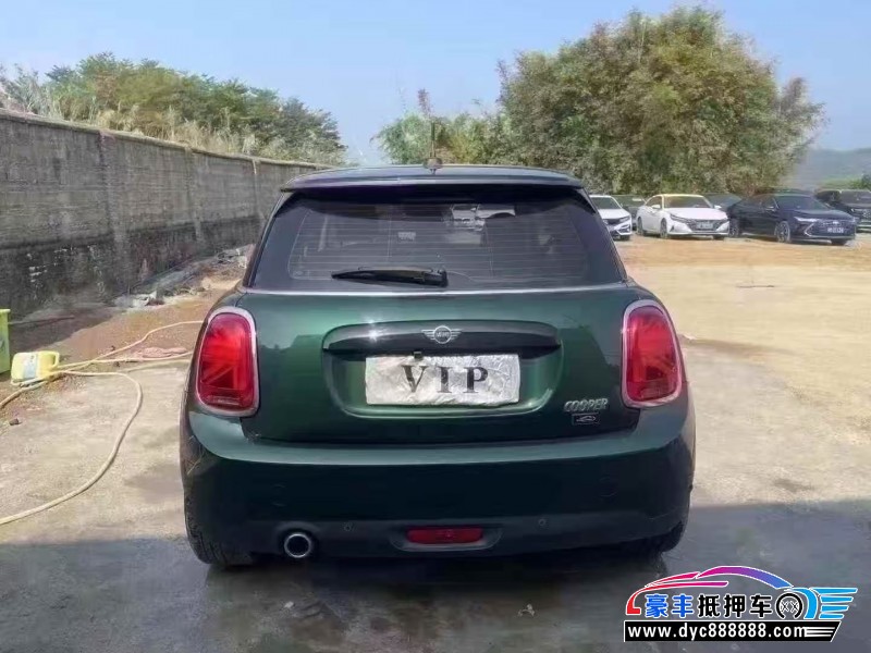 18年宝马MINI轿车抵押车出售