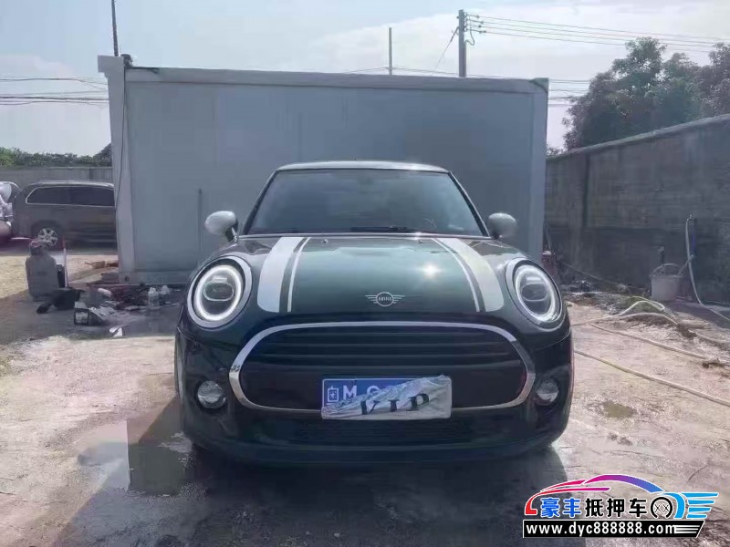 抵押车出售18年宝马MINI轿车