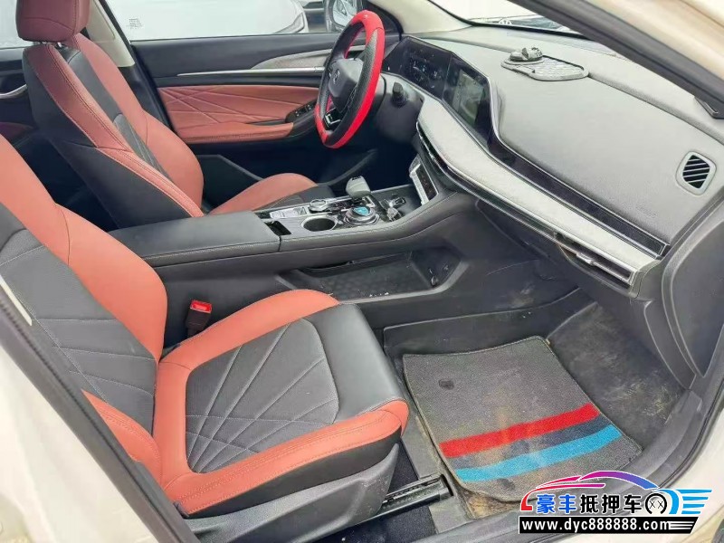 25年长安逸动轿车抵押车出售