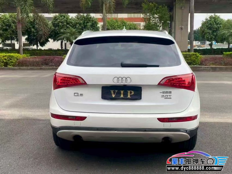 13年奥迪Q5轿车抵押车出售