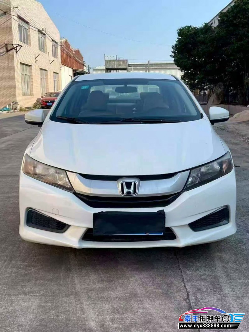 17年本田锋范轿车抵押车出售
