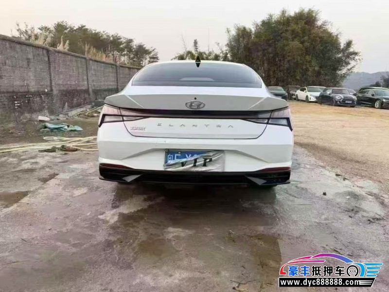 23年现代伊兰特轿车抵押车出售