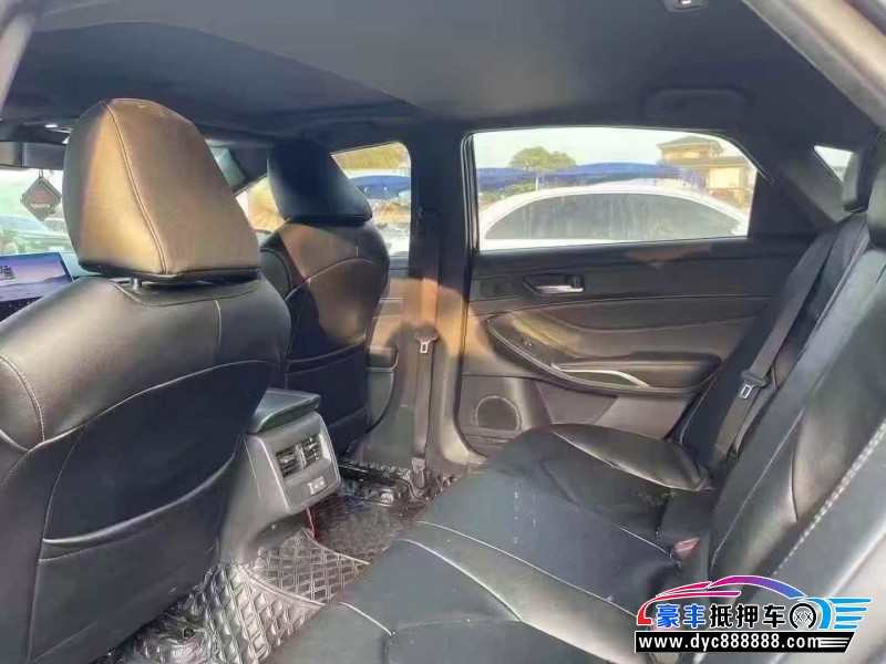 25年丰田亚洲龙轿车抵押车出售