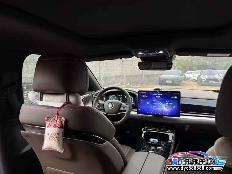 21年比亚迪汉轿车抵押车出售