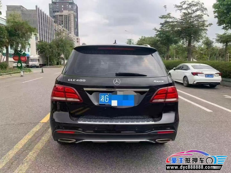 16年奔驰GLE轿车抵押车出售