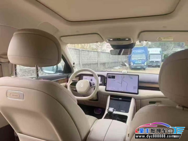 24年华为问界轿车抵押车出售