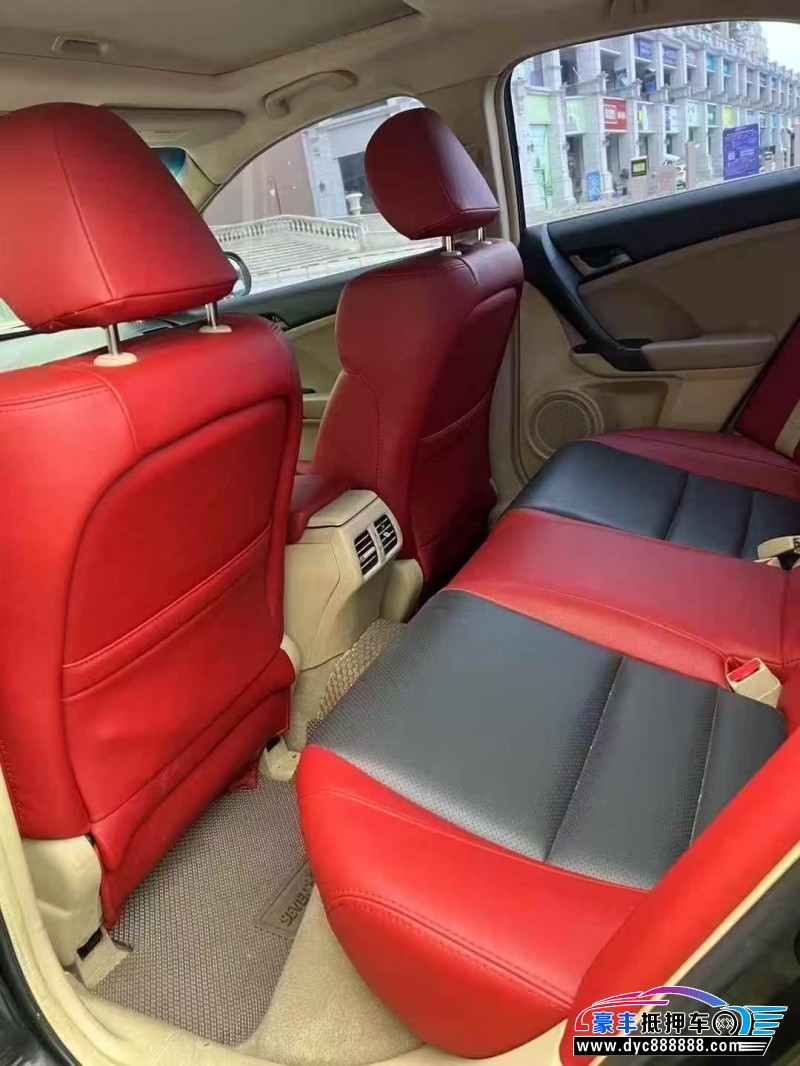 11年本田思铂睿轿车抵押车出售